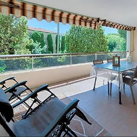 Le Cardiff Avec Grand Balcon, Piscine Et Parking, Un Fabuleux Appartement Familial En Basse Californie